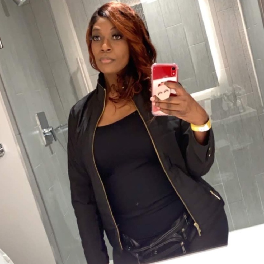 Meet your Posher, Candace